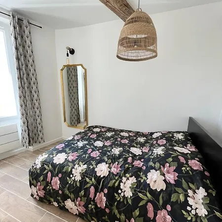 Superbe Appartement Au Coeur Du Mourillon Refais A Neuf Proche Des Plage Toulon Exterior photo