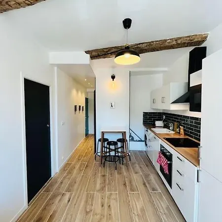 Superbe Appartement Au Coeur Du Mourillon Refais A Neuf Proche Des Plage Toulon Exterior photo